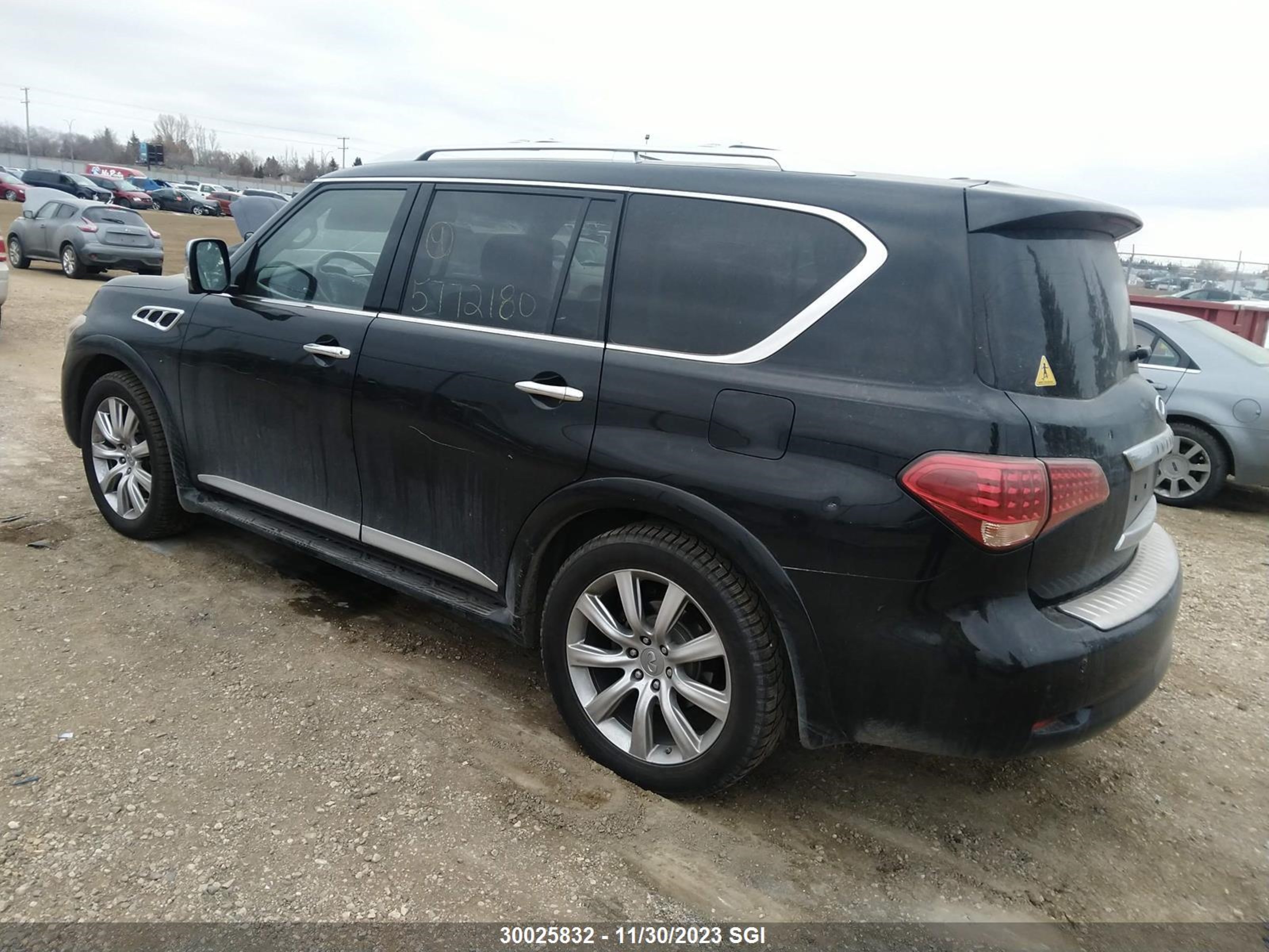 Photo 2 VIN: JN8AZ2NC7C9316931 - INFINITI QX56 