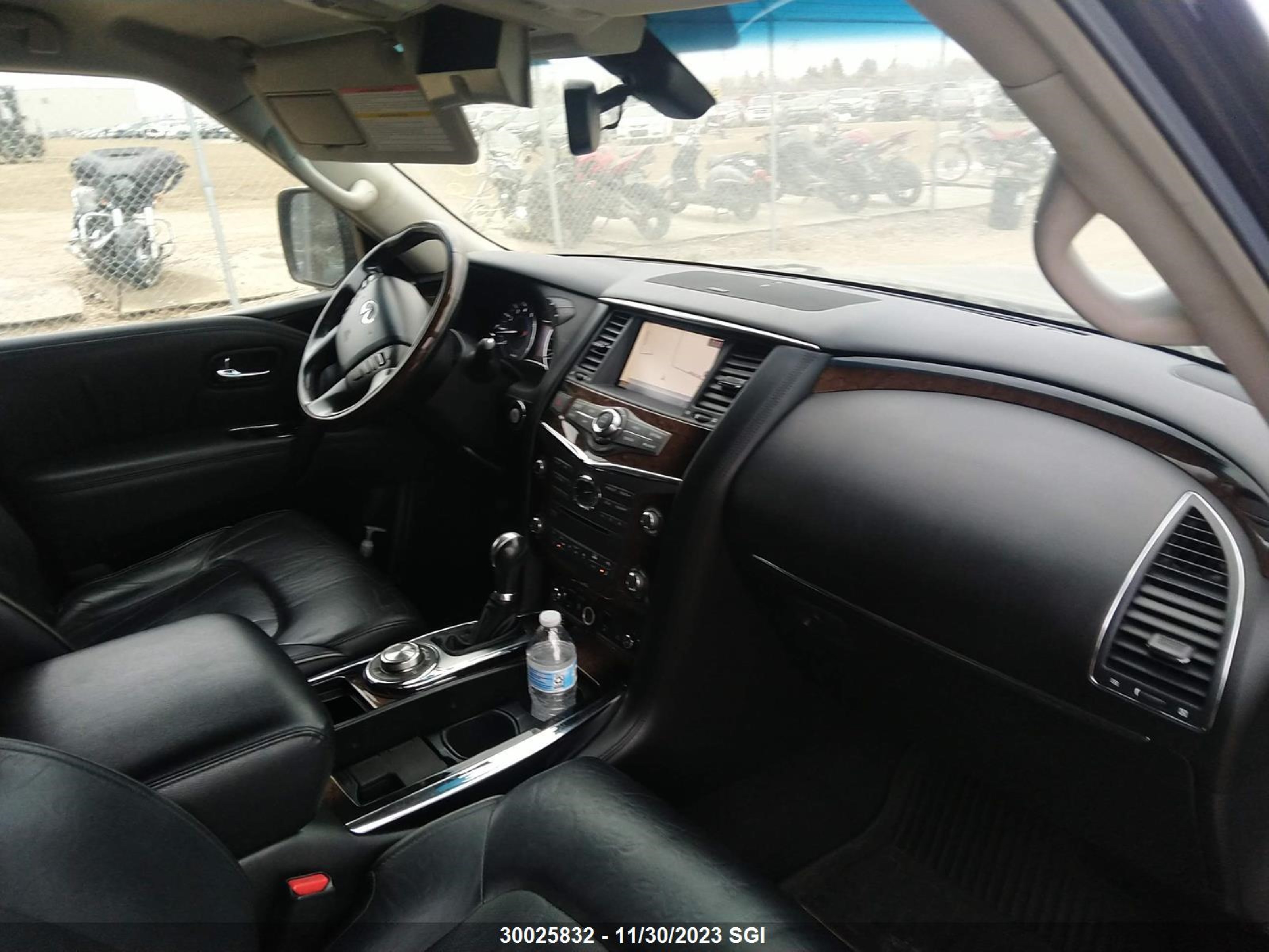 Photo 4 VIN: JN8AZ2NC7C9316931 - INFINITI QX56 