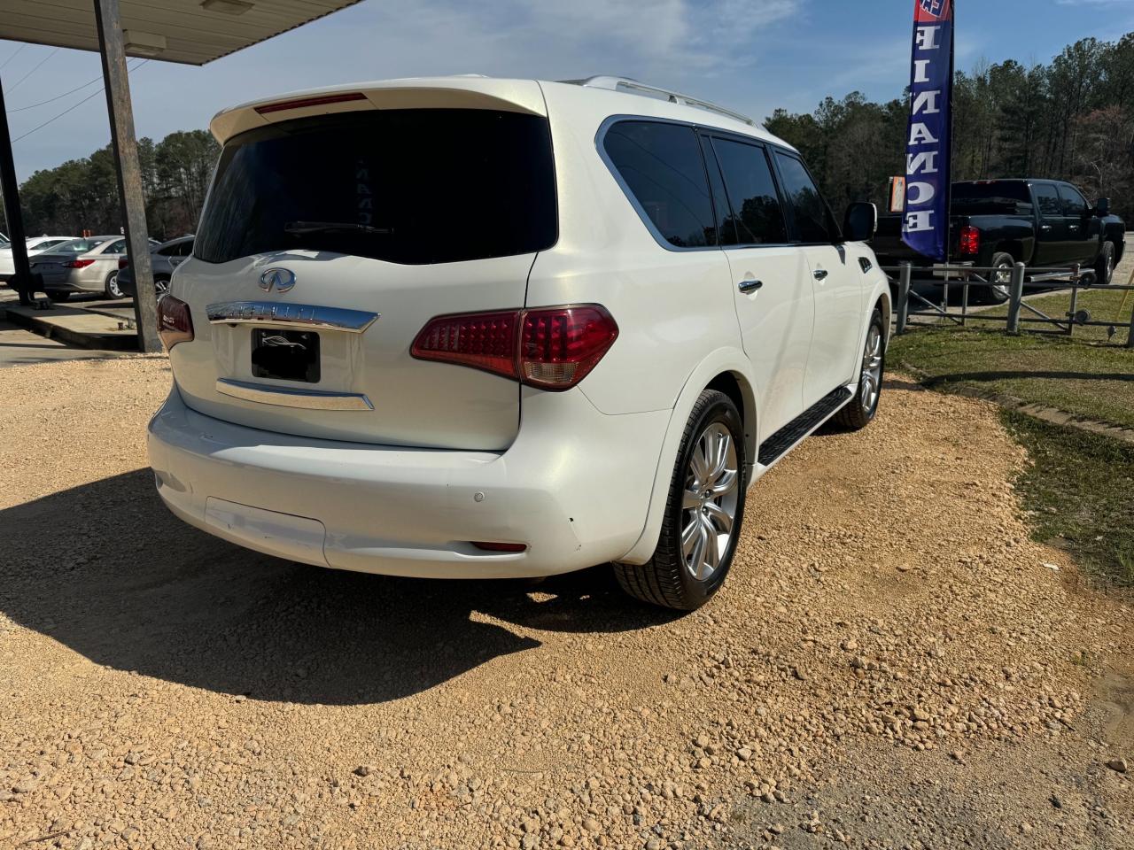 Photo 3 VIN: JN8AZ2NE0B9006765 - INFINITI QX56 