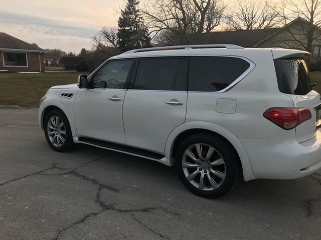 Photo 2 VIN: JN8AZ2NE1B9002658 - INFINITI QX56 