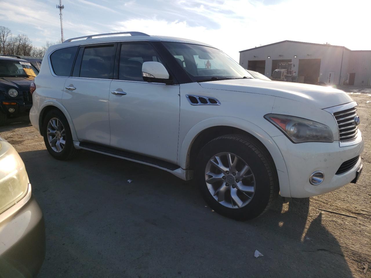 Photo 3 VIN: JN8AZ2NE3B9002032 - INFINITI QX56 