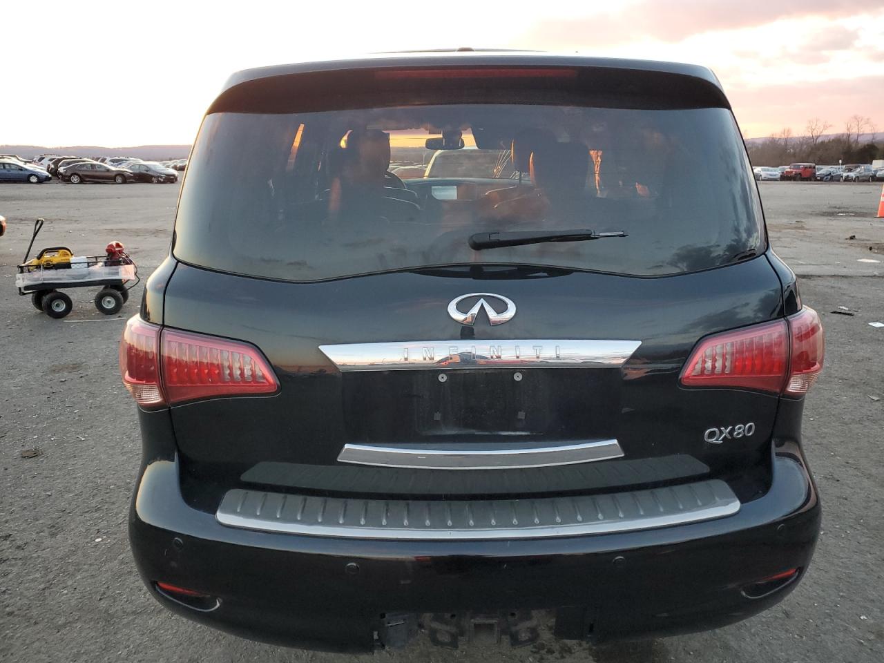 Photo 5 VIN: JN8AZ2NE3E9068830 - INFINITI QX80 