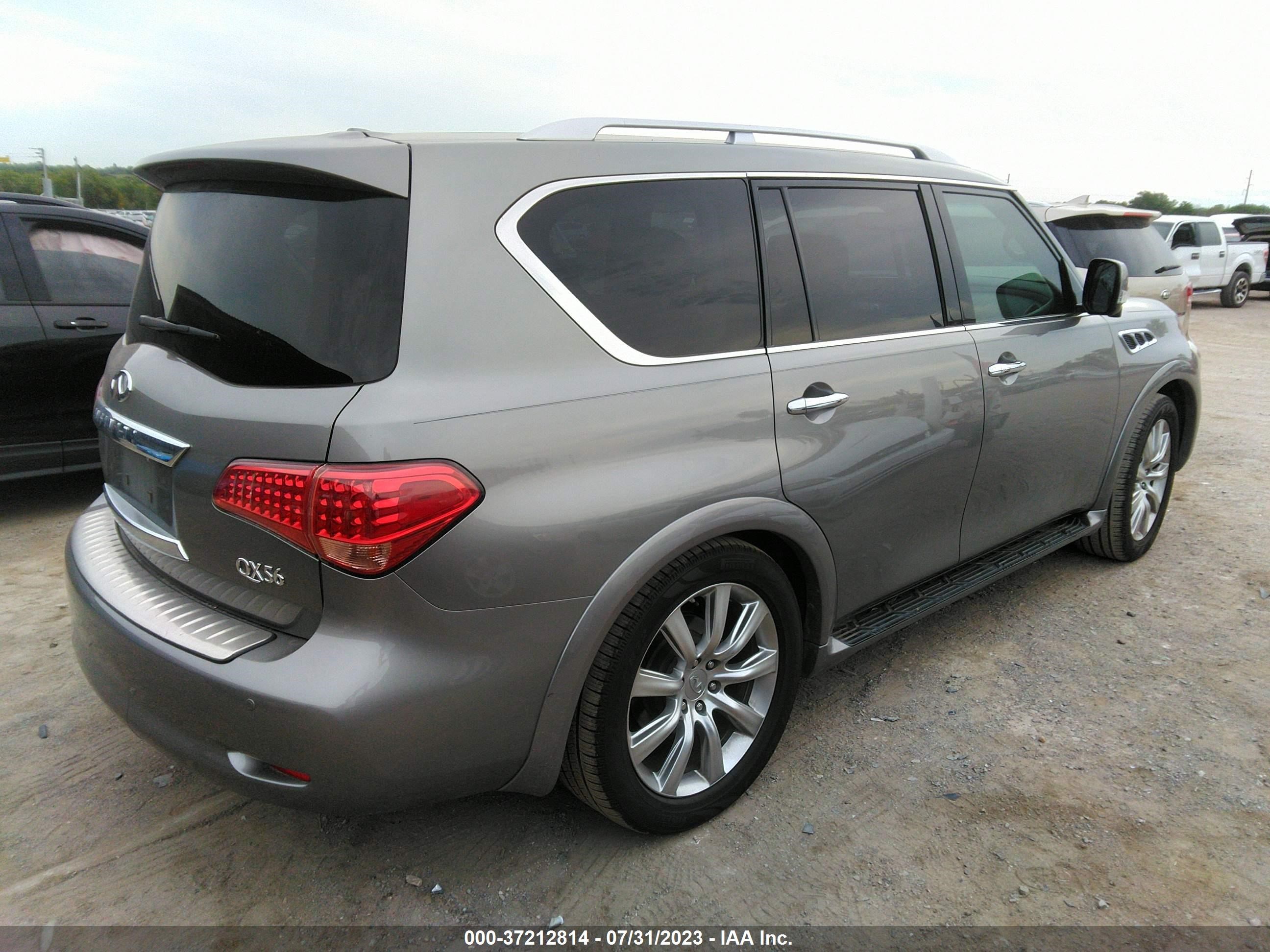 Photo 3 VIN: JN8AZ2NE5C9015723 - INFINITI QX56 