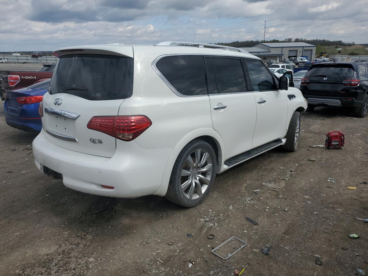 Photo 2 VIN: JN8AZ2NE9D9041677 - INFINITI QX56 