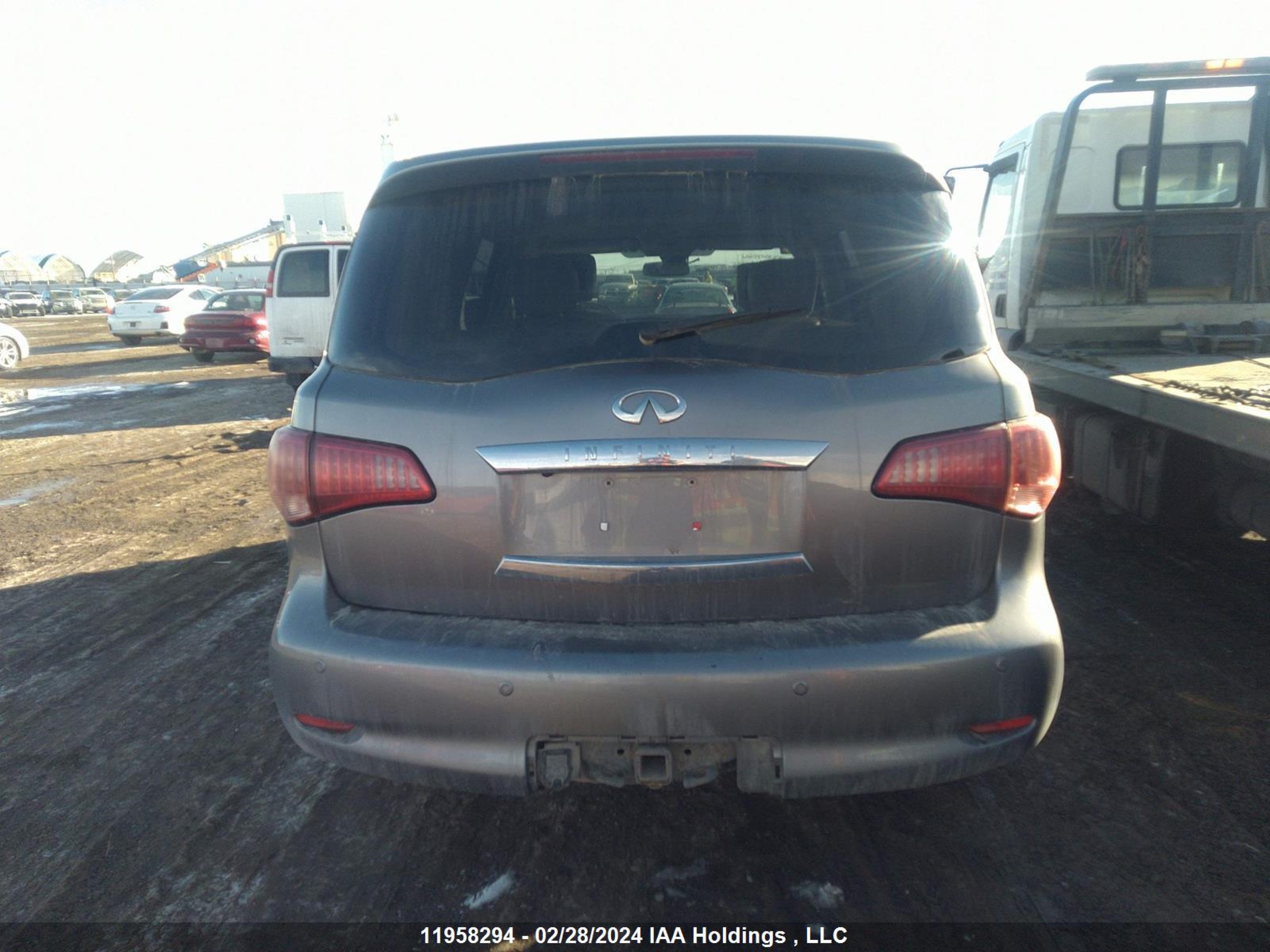 Photo 16 VIN: JN8AZ2NE9E9066693 - INFINITI QX80 