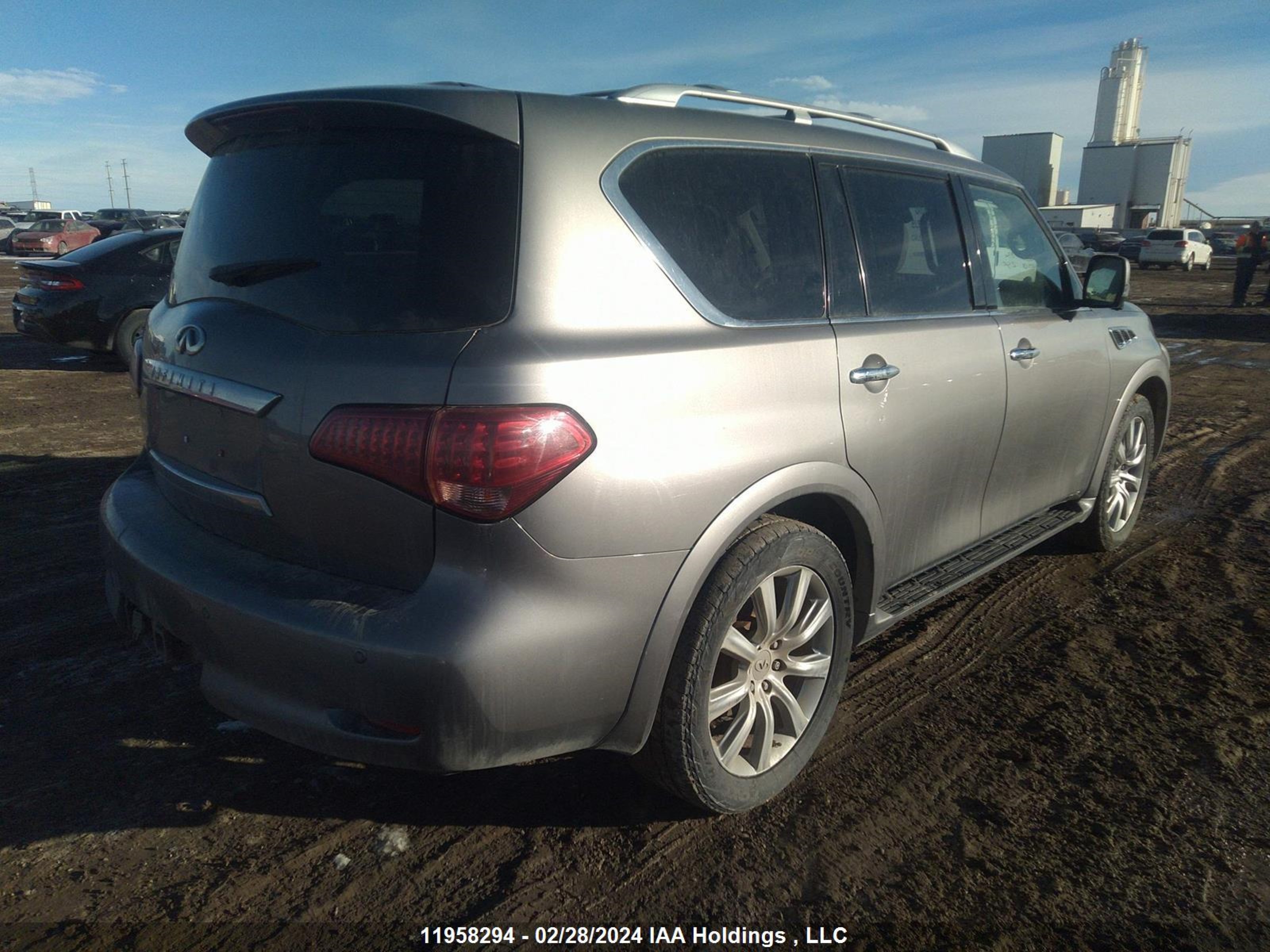 Photo 3 VIN: JN8AZ2NE9E9066693 - INFINITI QX80 