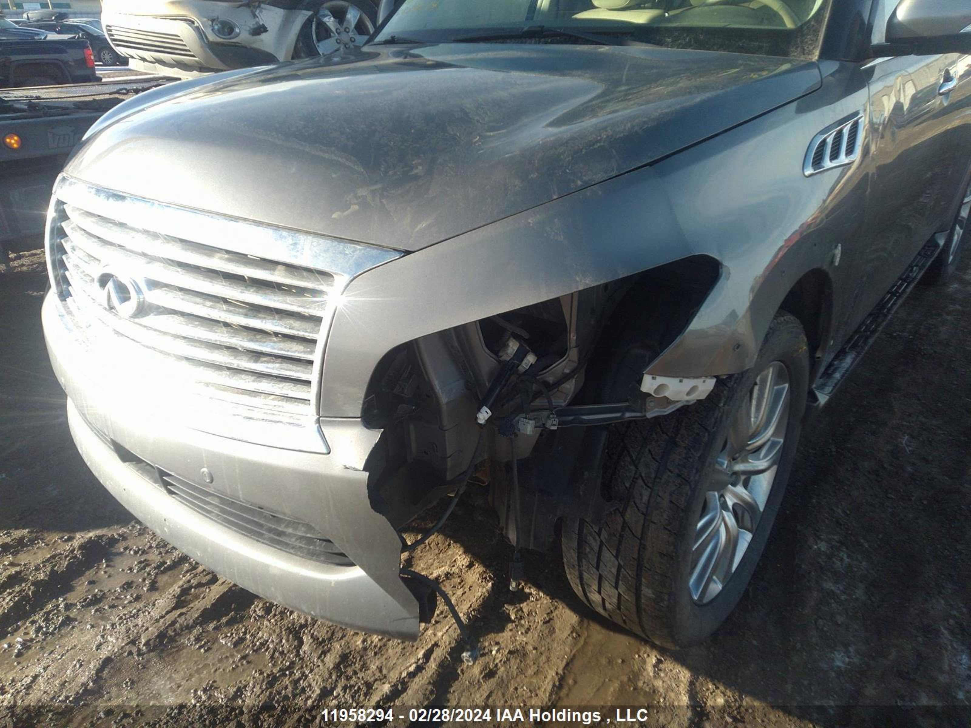 Photo 5 VIN: JN8AZ2NE9E9066693 - INFINITI QX80 