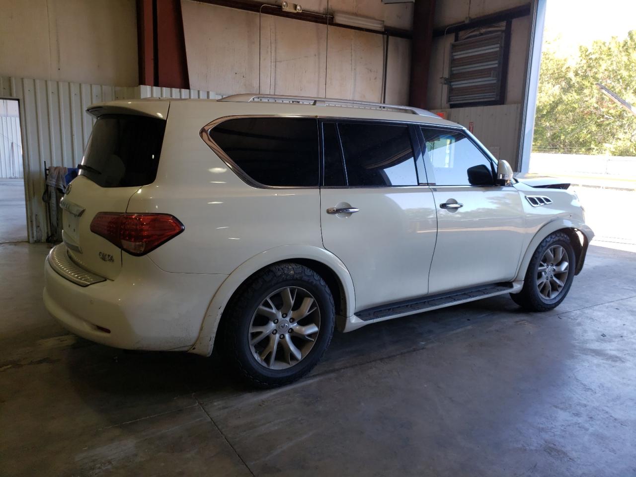 Photo 2 VIN: JN8AZ2NF5C9519648 - INFINITI QX56 