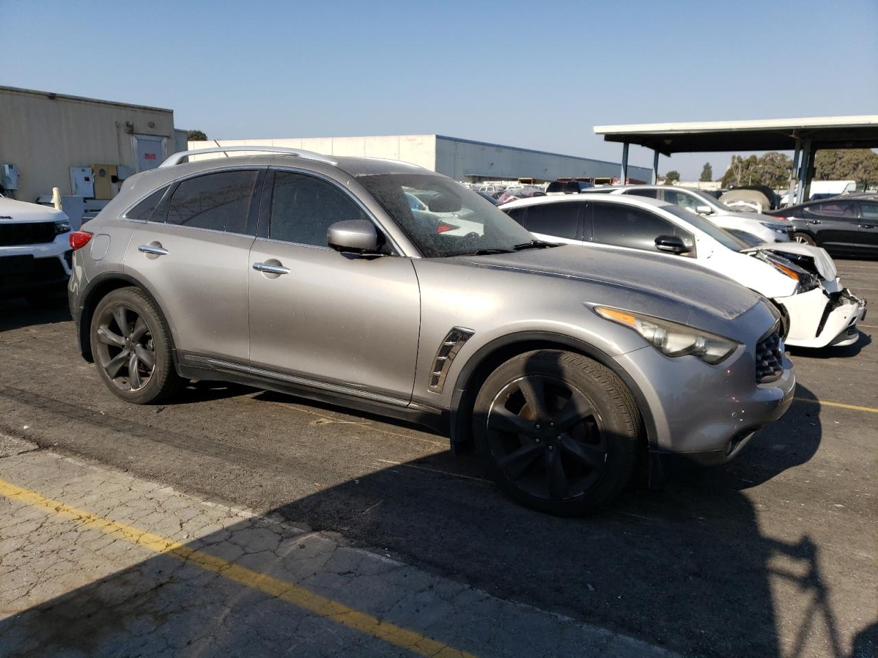 Photo 3 VIN: JN8BS1MW1AM830203 - INFINITI FX 