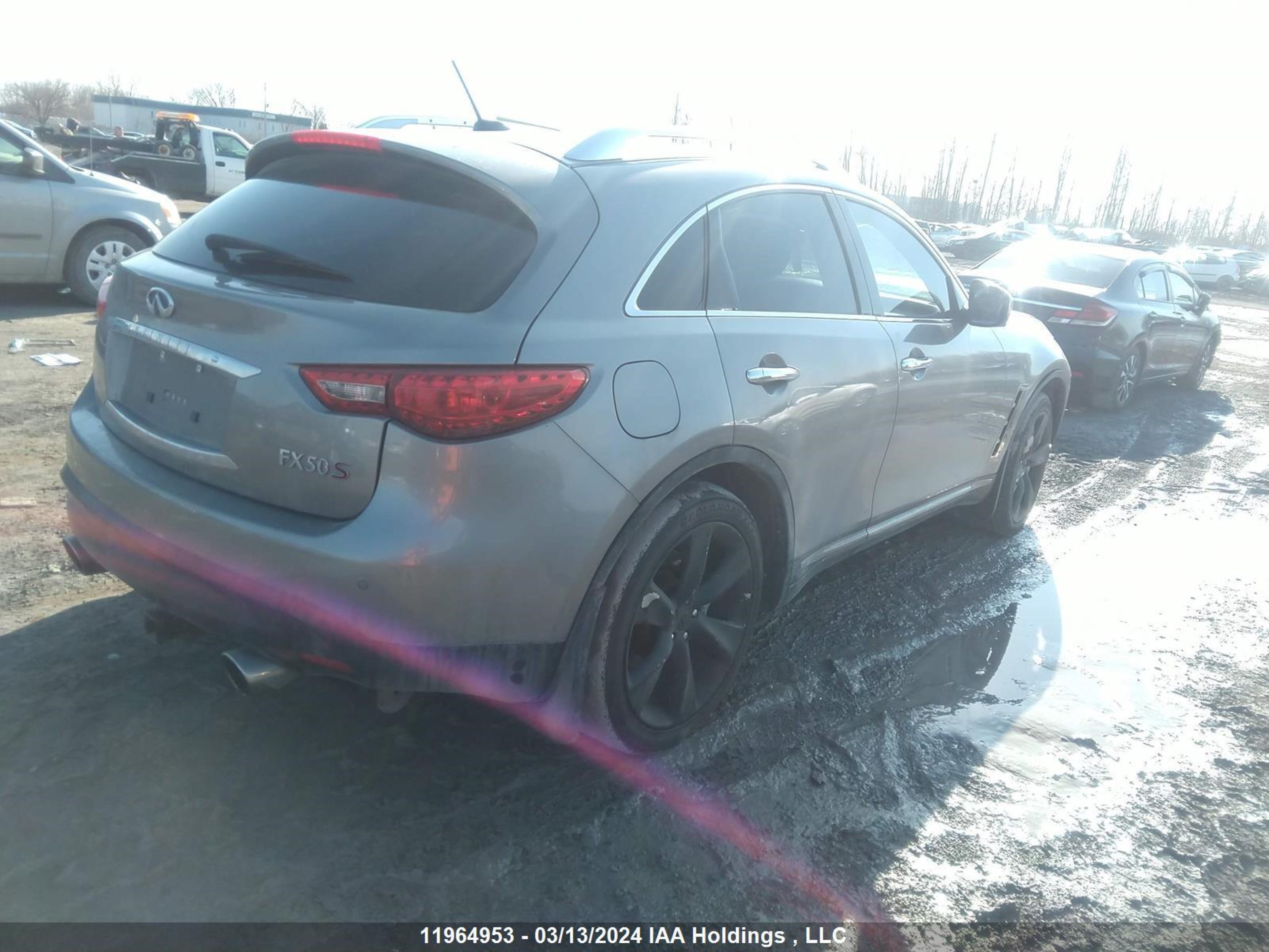 Photo 3 VIN: JN8BS1MW8AM830330 - INFINITI FX 