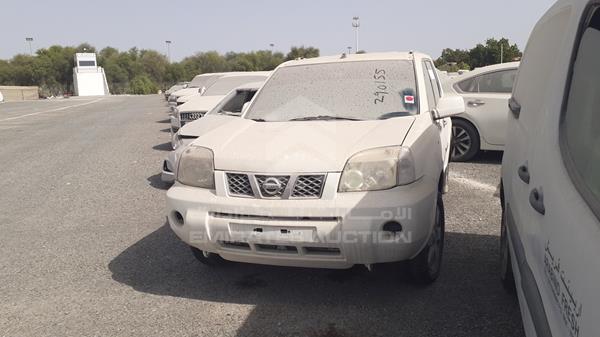 Photo 10 VIN: JN8BT05Y15W009734 - NISSAN X 