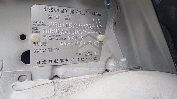 Photo 3 VIN: JN8BT05Y59W203592 - NISSAN X 