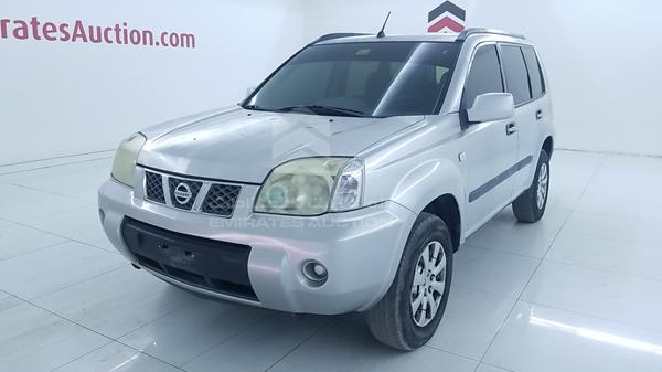 Photo 4 VIN: JN8BT05Y9AW204930 - NISSAN X 