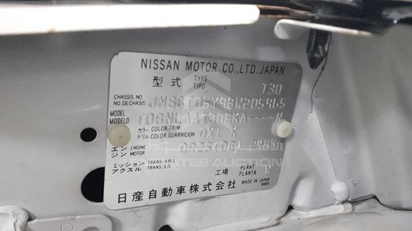 Photo 2 VIN: JN8BT05Y9BW205965 - NISSAN X 