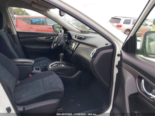 Photo 4 VIN: JN8BT27T7GW512328 - NISSAN ROGUE 