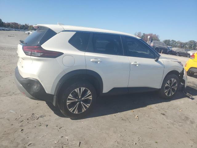 Photo 2 VIN: JN8BT3BA0PW406203 - NISSAN ROGUE SV 