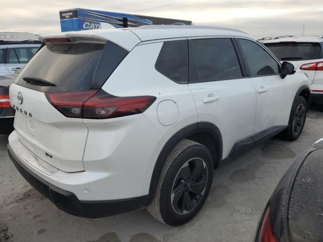 Photo 2 VIN: JN8BT3BA0RW001459 - NISSAN ROGUE SV 