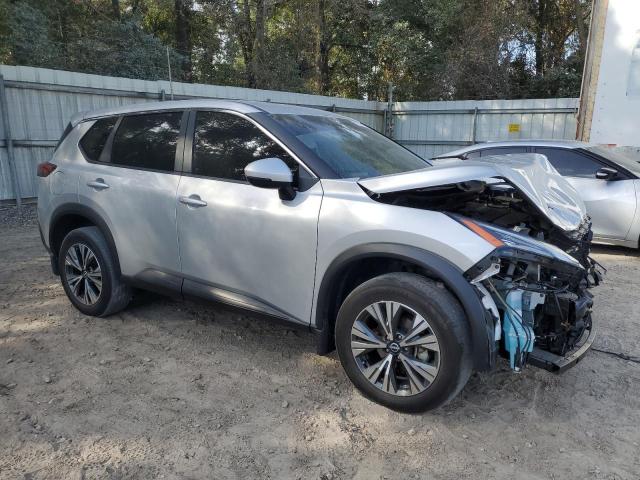 Photo 3 VIN: JN8BT3BA1PW407425 - NISSAN ROGUE SV 