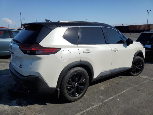 Photo 2 VIN: JN8BT3BA2PW003503 - NISSAN ROGUE SV 