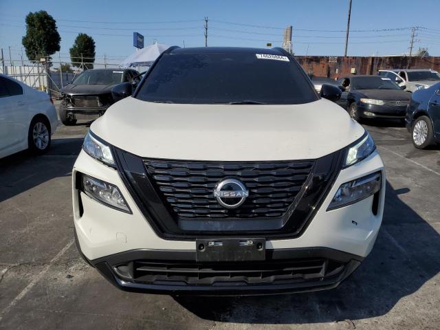 Photo 4 VIN: JN8BT3BA2PW003503 - NISSAN ROGUE SV 