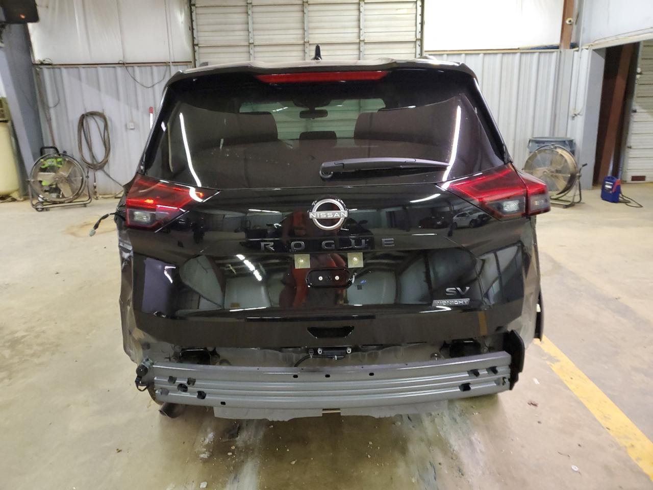 Photo 5 VIN: JN8BT3BA2PW009446 - NISSAN ROGUE 