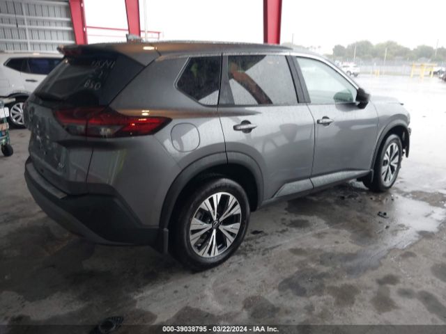 Photo 3 VIN: JN8BT3BA3PW435341 - NISSAN ROGUE 