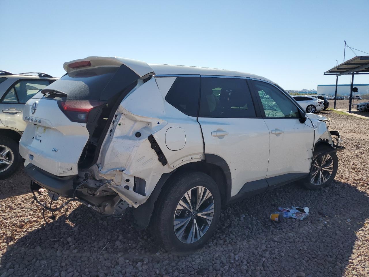 Photo 2 VIN: JN8BT3BA5PW014320 - NISSAN ROGUE 