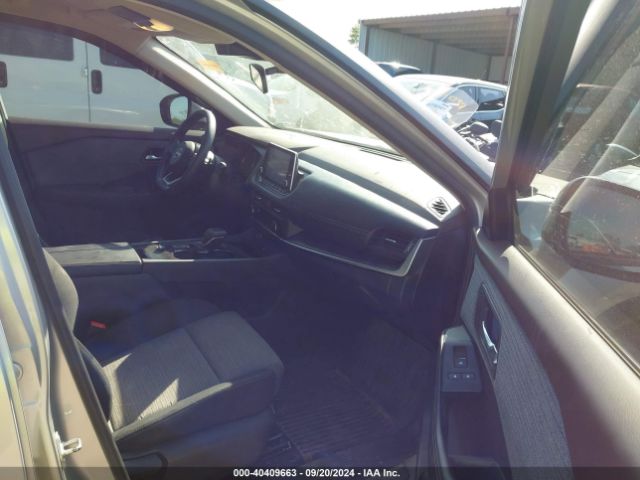 Photo 4 VIN: JN8BT3BA5PW424969 - NISSAN ROGUE 