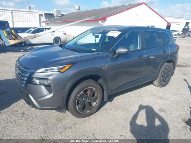 Photo 1 VIN: JN8BT3BA6RW352652 - NISSAN ROGUE 