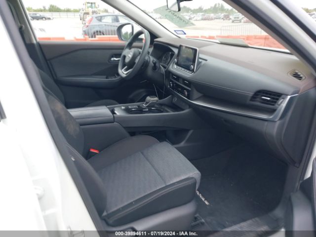 Photo 4 VIN: JN8BT3BA7PW004842 - NISSAN ROGUE 