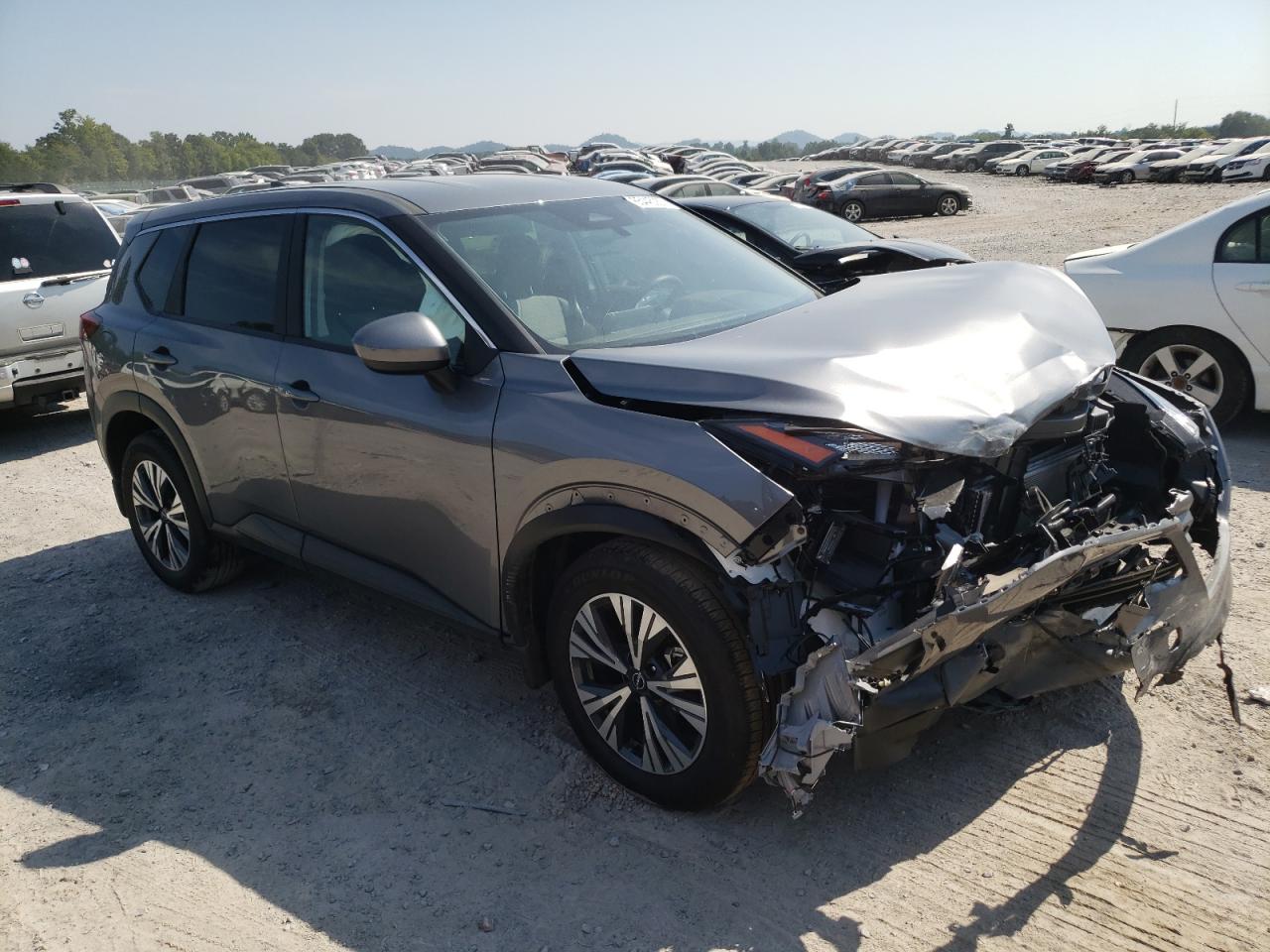 Photo 3 VIN: JN8BT3BA8PW415621 - NISSAN ROGUE 