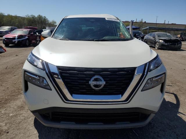 Photo 4 VIN: JN8BT3BA8PW424559 - NISSAN ROGUE SV 