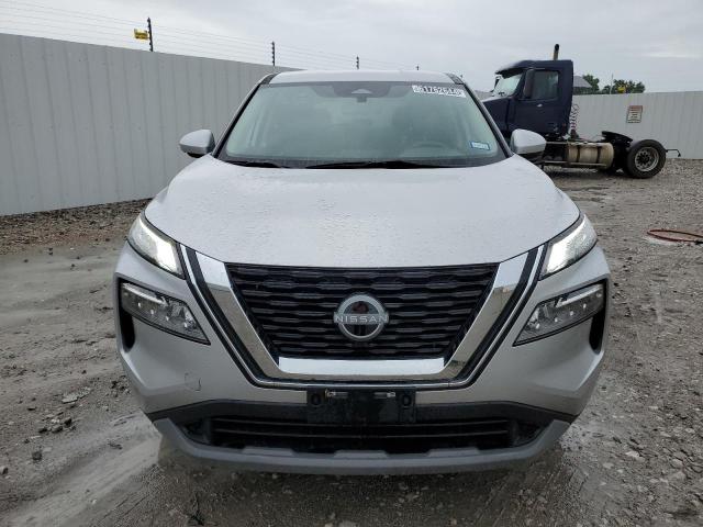 Photo 4 VIN: JN8BT3BA8PW434623 - NISSAN ROGUE SV 