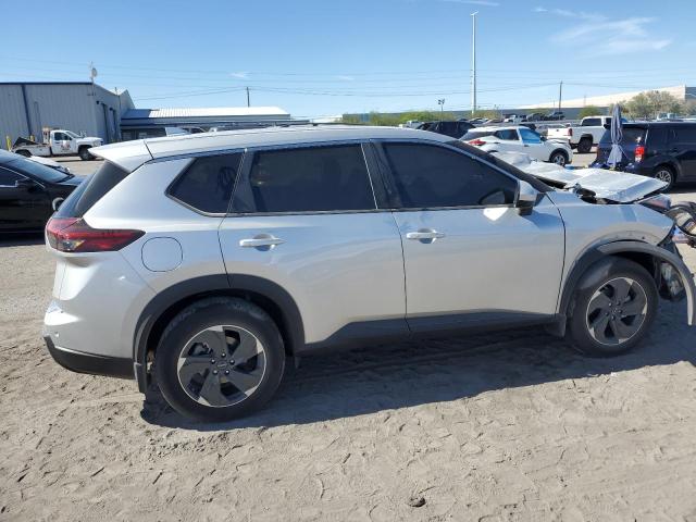 Photo 2 VIN: JN8BT3BA8RW354290 - NISSAN ROGUE SV 