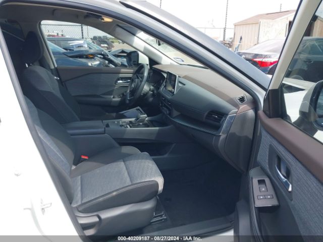 Photo 4 VIN: JN8BT3BA9PW416373 - NISSAN ROGUE 