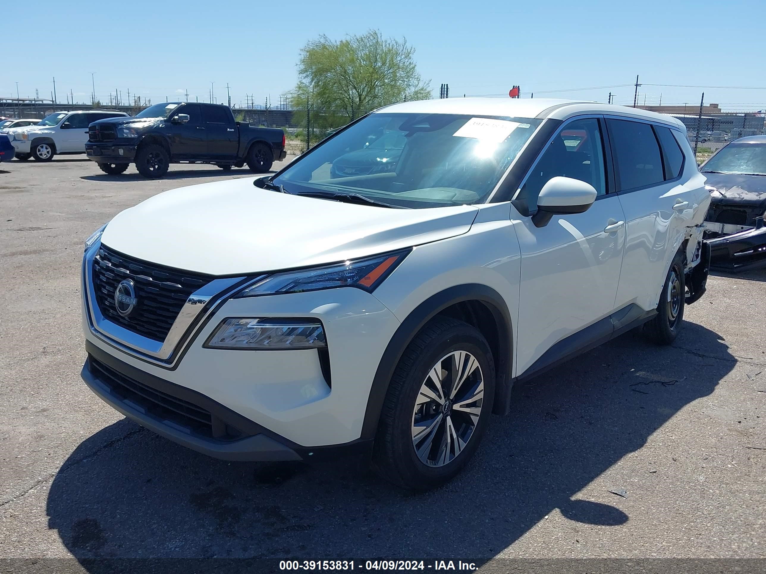 Photo 1 VIN: JN8BT3BA9PW431424 - NISSAN ROGUE 