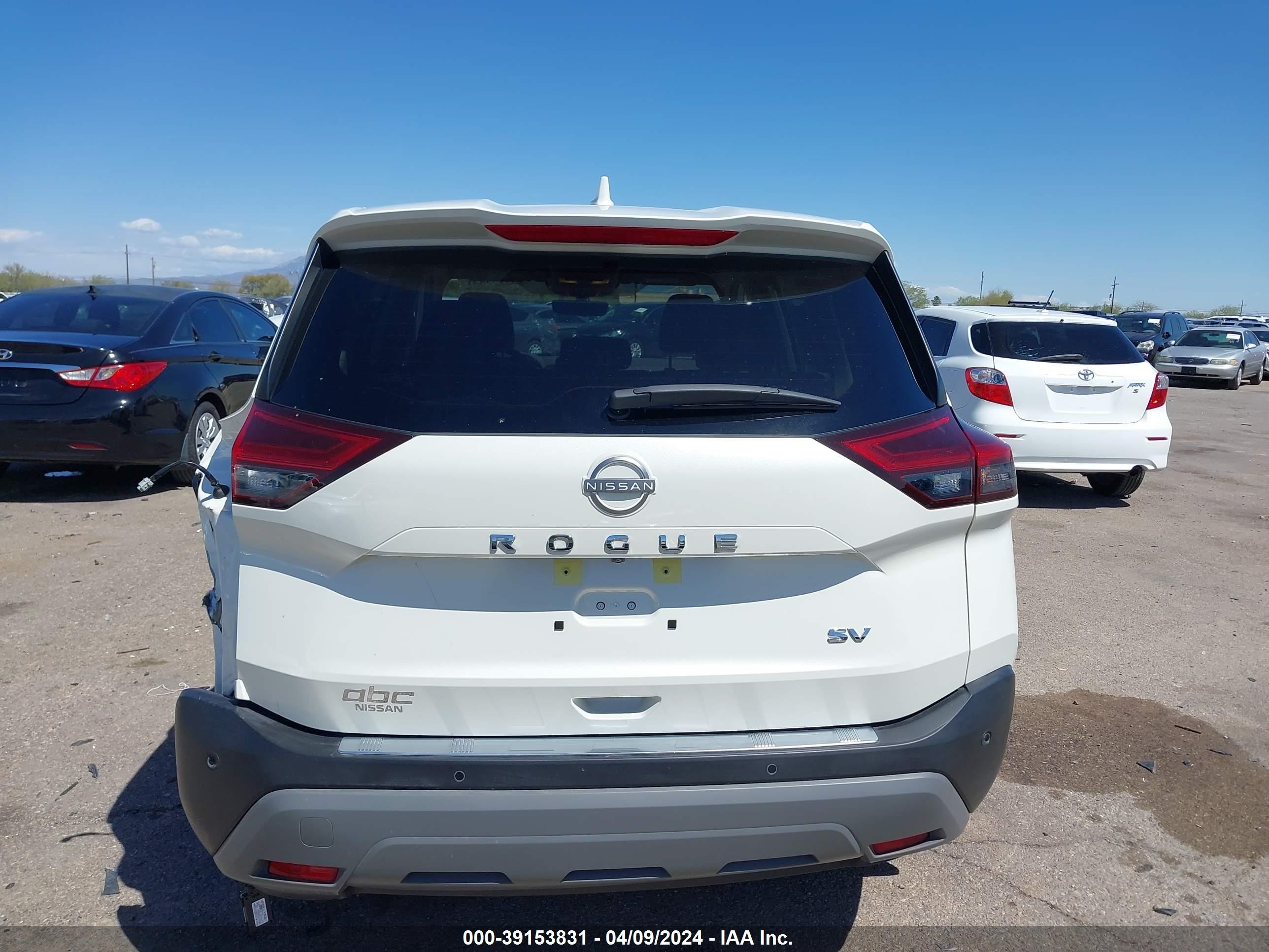 Photo 16 VIN: JN8BT3BA9PW431424 - NISSAN ROGUE 