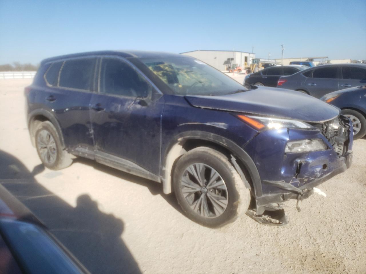 Photo 3 VIN: JN8BT3BAXPW003586 - NISSAN ROGUE 