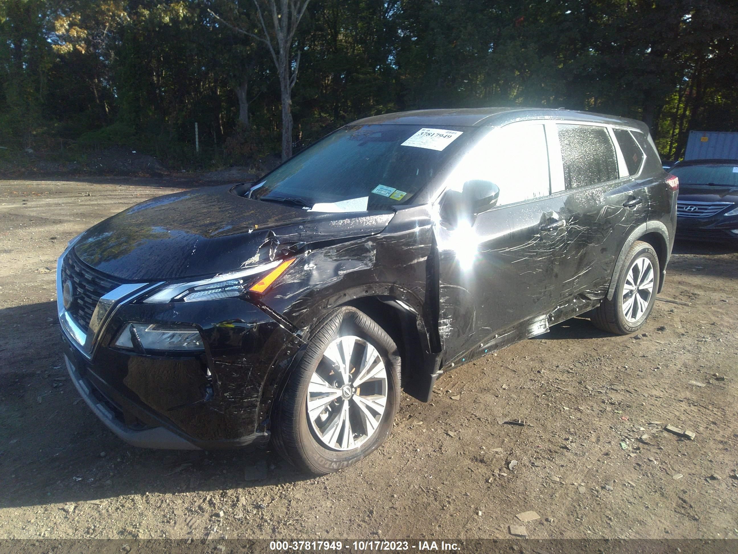 Photo 1 VIN: JN8BT3BB0PW460576 - NISSAN ROGUE 