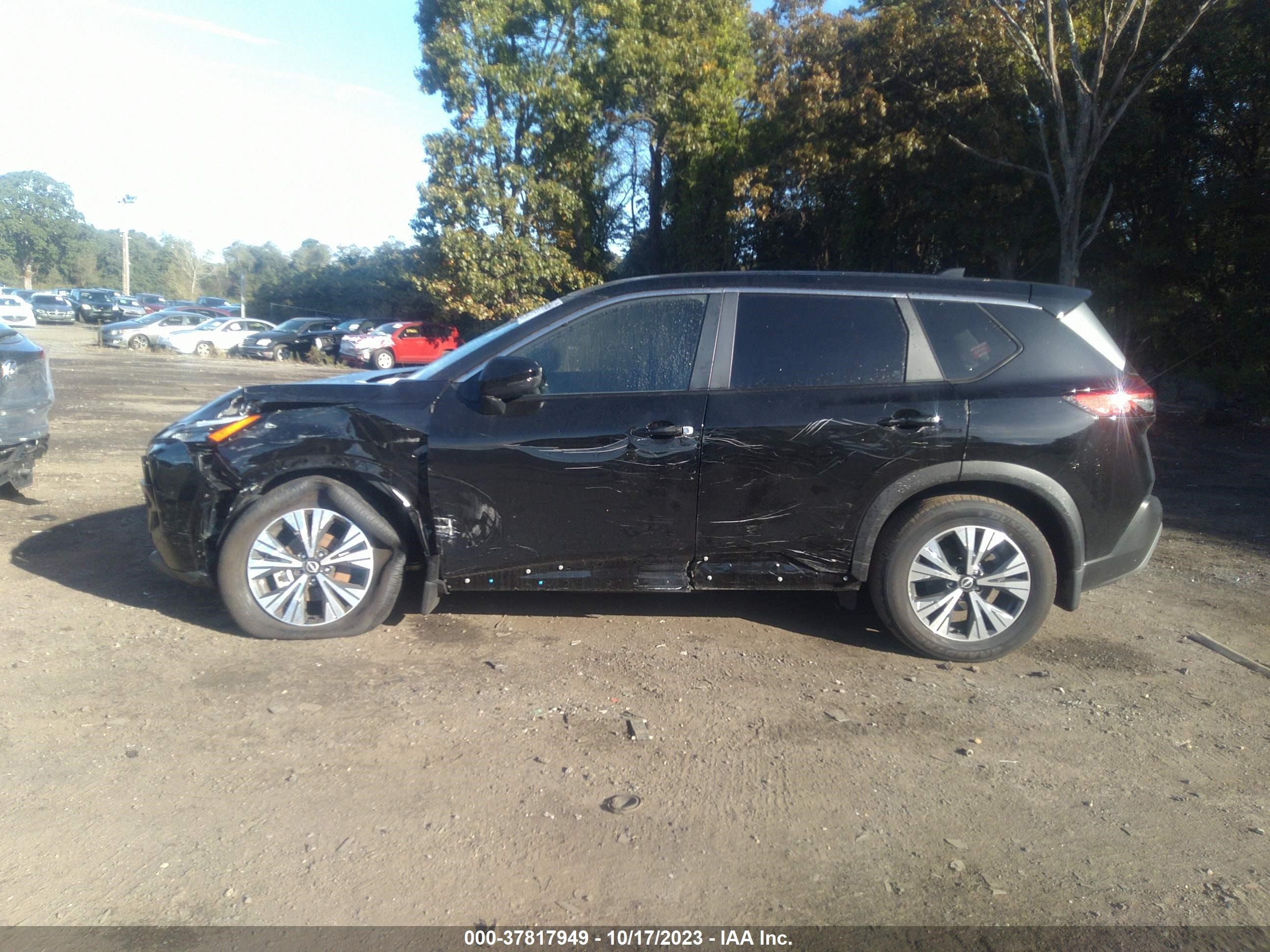 Photo 13 VIN: JN8BT3BB0PW460576 - NISSAN ROGUE 