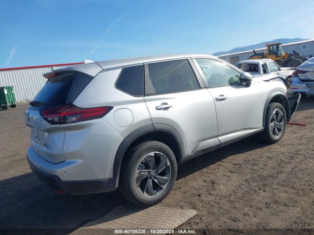 Photo 3 VIN: JN8BT3BB0RW423319 - NISSAN ROGUE 