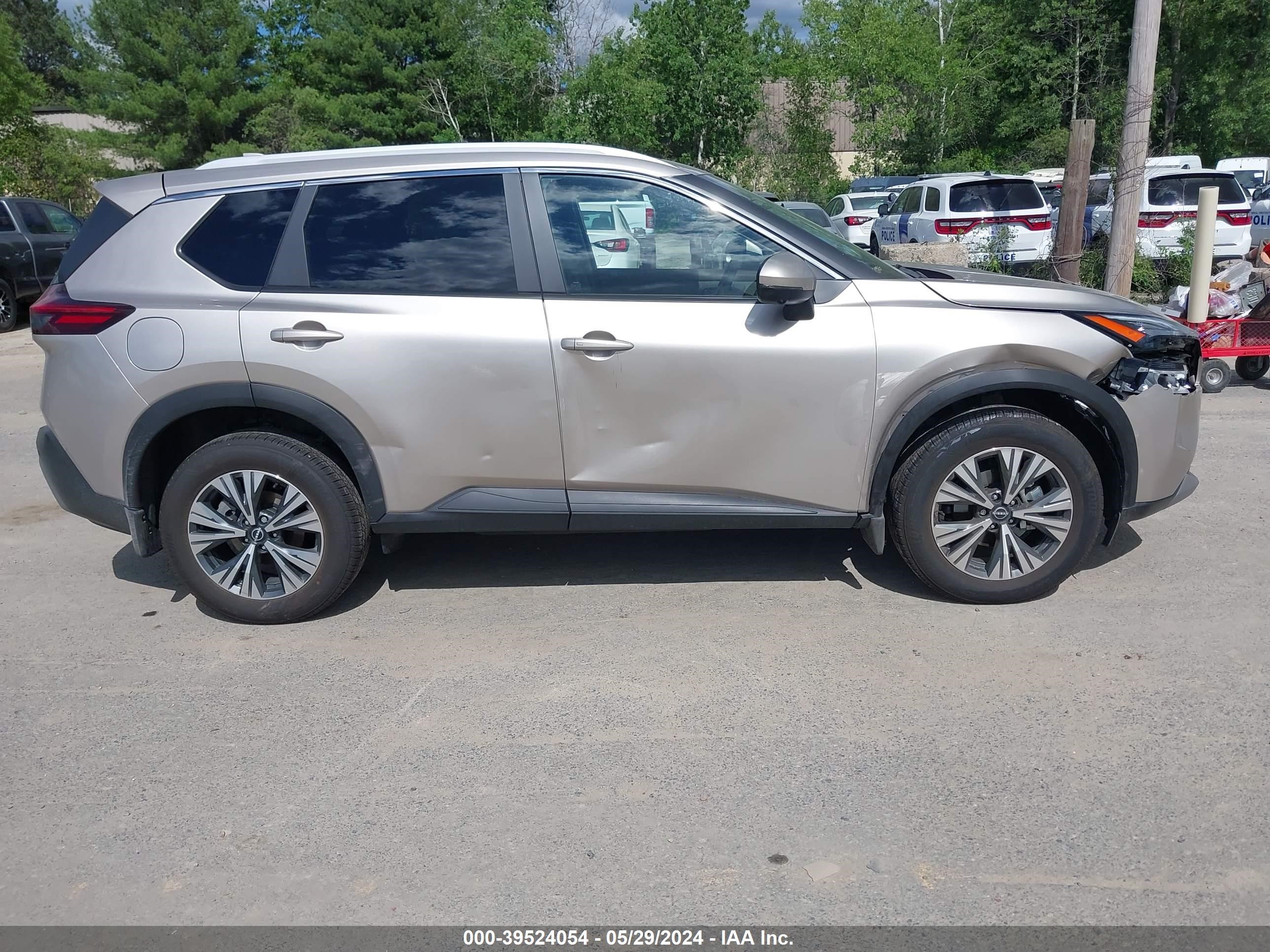 Photo 12 VIN: JN8BT3BB6PW223302 - NISSAN ROGUE 