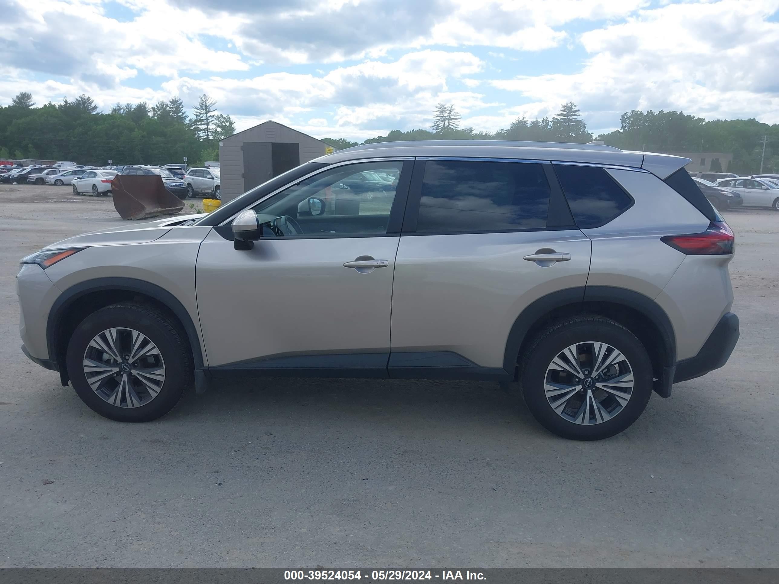 Photo 13 VIN: JN8BT3BB6PW223302 - NISSAN ROGUE 