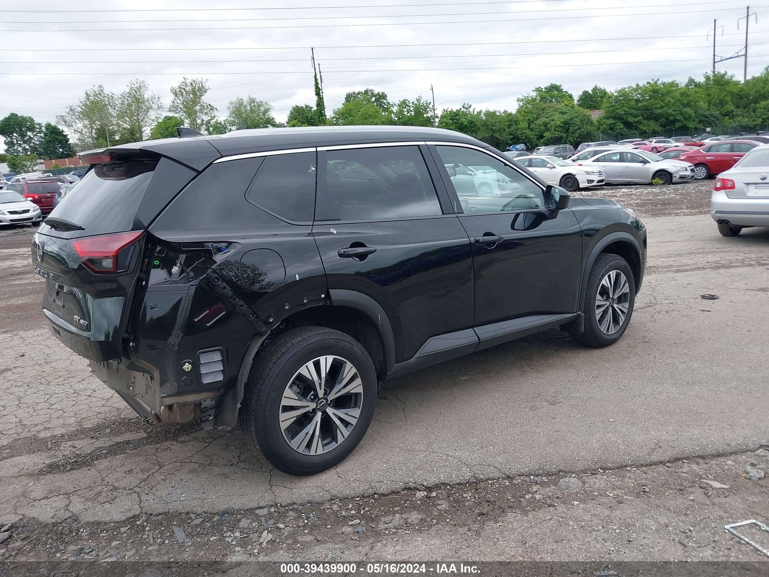 Photo 3 VIN: JN8BT3BB6PW476863 - NISSAN ROGUE 