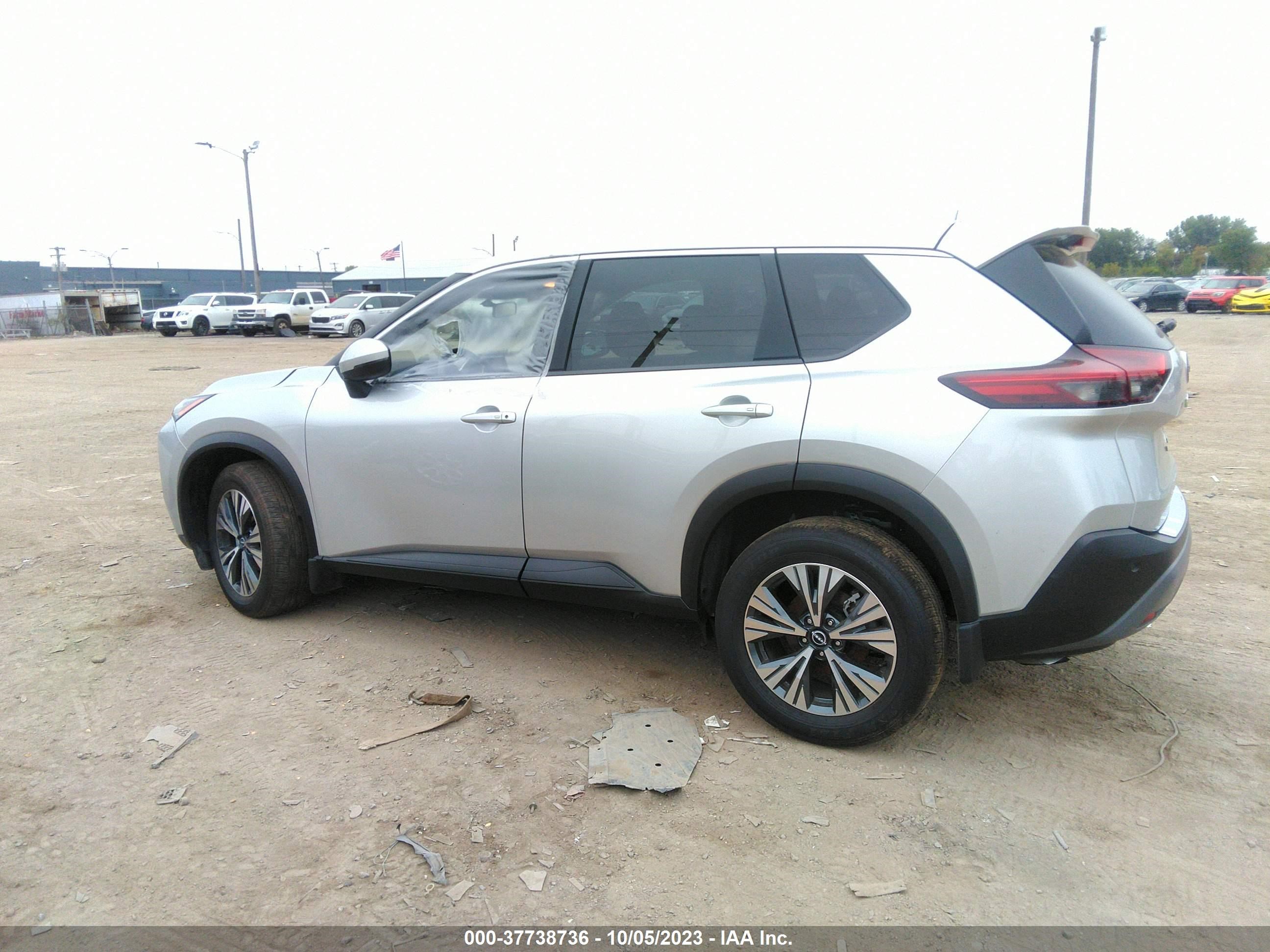 Photo 12 VIN: JN8BT3BB8PW466819 - NISSAN ROGUE 