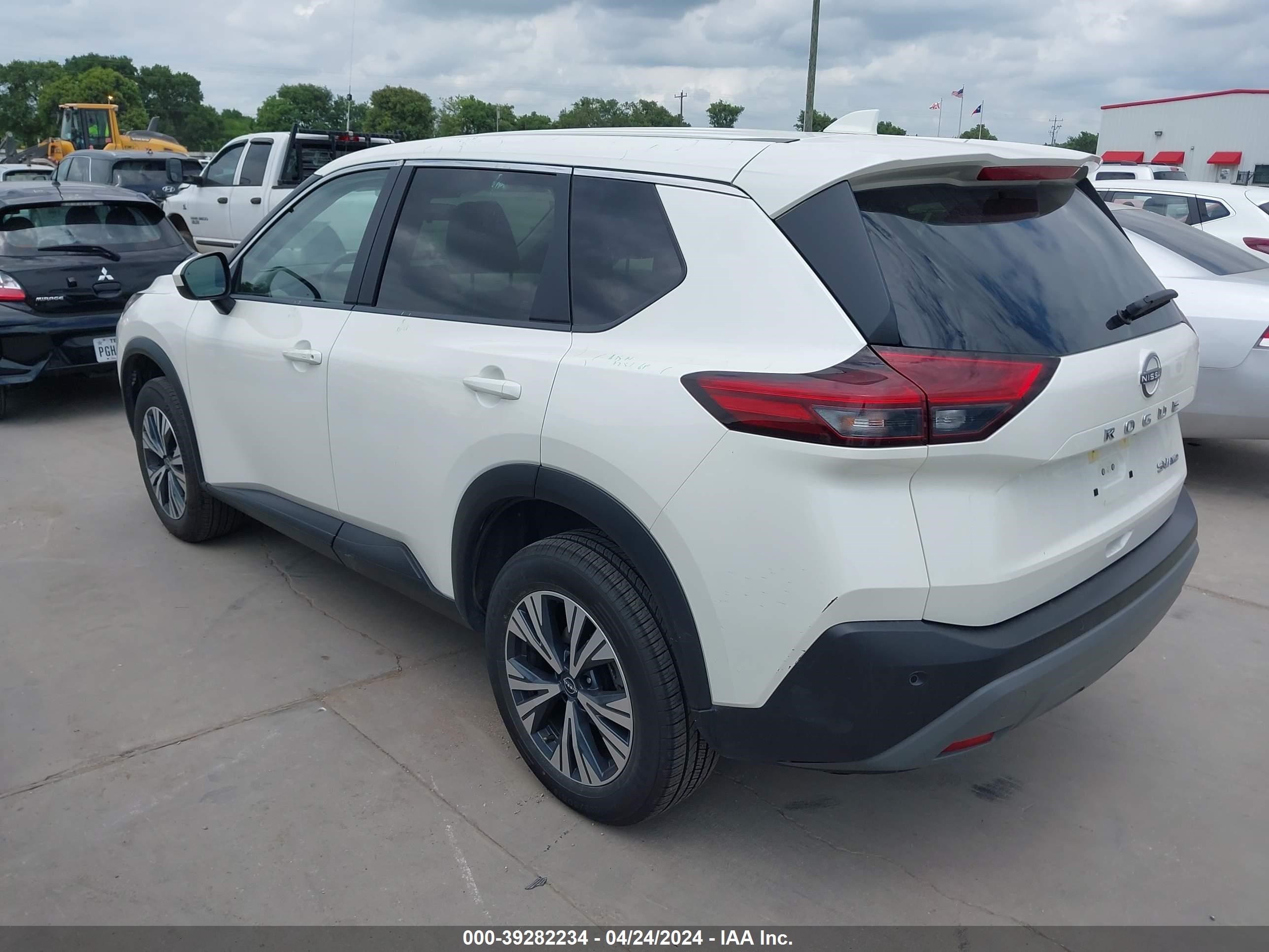 Photo 2 VIN: JN8BT3BB9PW481295 - NISSAN ROGUE 