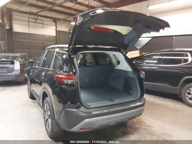 Photo 2 VIN: JN8BT3BB9PW494001 - NISSAN ROGUE 