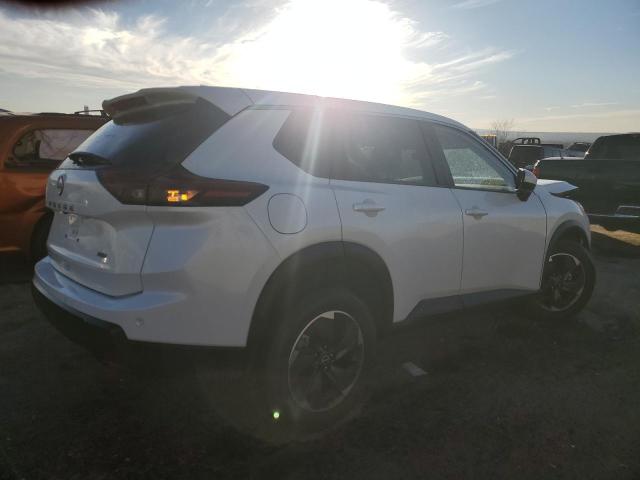 Photo 2 VIN: JN8BT3BB9SW412454 - NISSAN ROGUE SV 