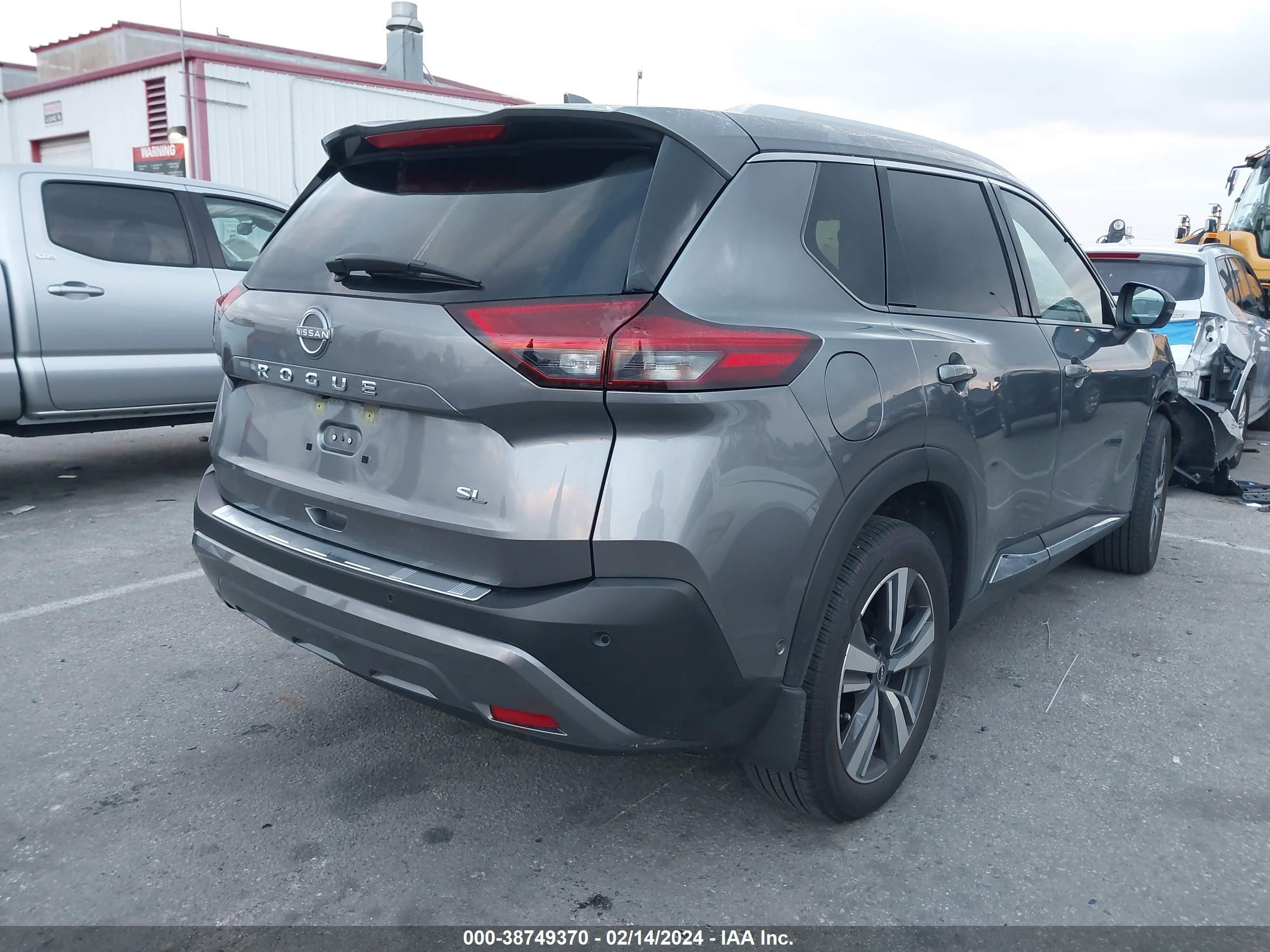 Photo 3 VIN: JN8BT3CA3PW411247 - NISSAN ROGUE 