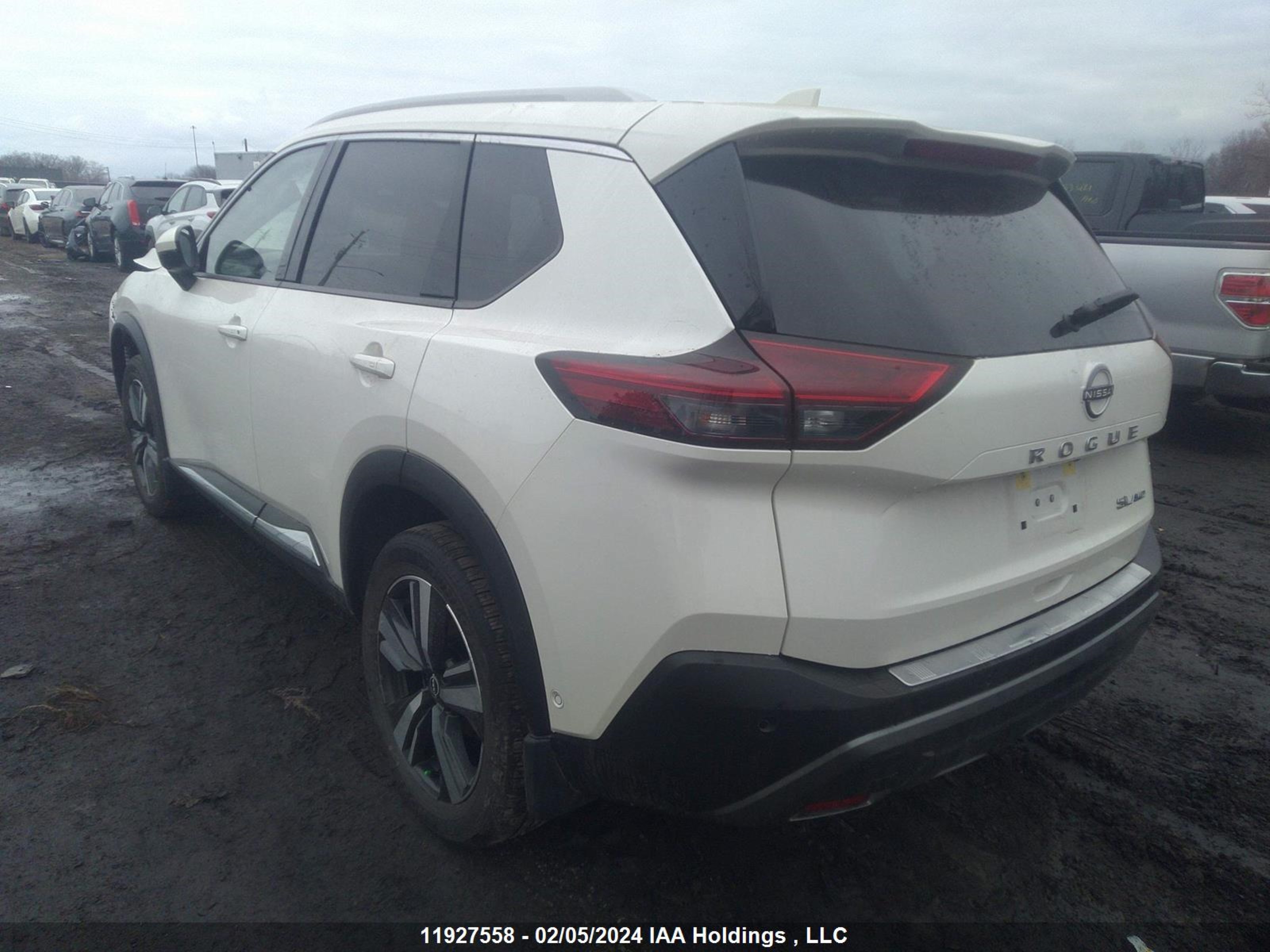 Photo 2 VIN: JN8BT3CB0PW187119 - NISSAN ROGUE 